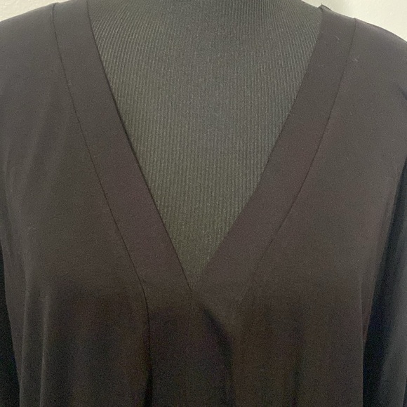 VENUS Lascana Women’s Black V-Neck Blouse Wide Sleeve Banded Bottom Sz XL NWOT - Picture 2 of 10